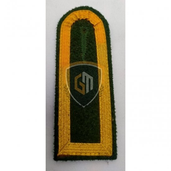 Shoulder Board